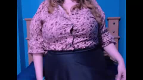 Marilynne online show from July 2026 07:40:02 PM