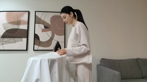 milla bella online show from January 2026 07:19:02 PM