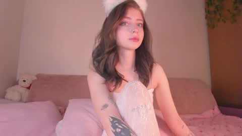 Snapshot of milla_remmy chatting on May 2026 07:00:01 PM Milla online show from May 2026 07:00:01 PM