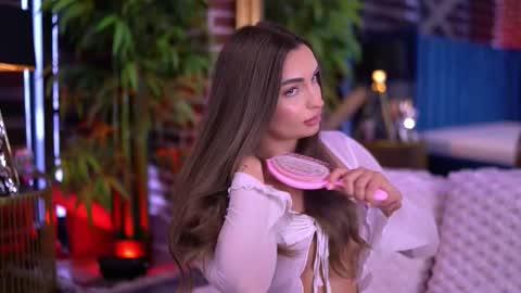 Snapshot of milla_serene chatting on February 2026 06:33:02 AM Milla online show from February 2026 06:33:02 AM