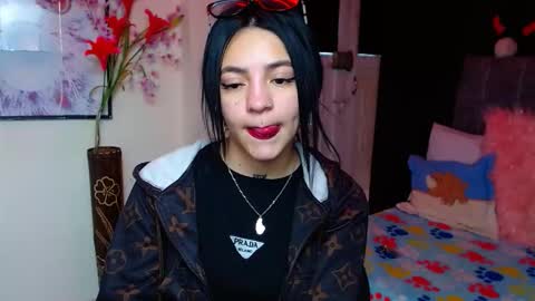 Violeta online show from November 2025 01:33:02 PM