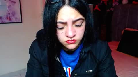 Violeta online show from November 2025 01:47:02 PM