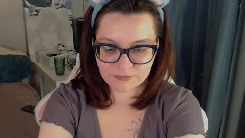 Milla online show from February 2026 11:01:01 PM