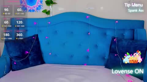 Milly online show from November 2025 02:13:01 AM