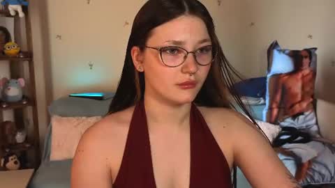 Snapshot of milliedoll chatting on June 2026 03:53:02 AM Millie online show from June 2026 03:53:02 AM