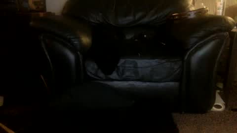 Millions online show from February 2025 01:18:02 AM