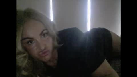 millisa13 online show from May 2026 09:55:01 PM