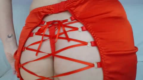 Snapshot of milly_hottt chatting on January 2025 02:56:02 PM Milly online show from January 2025 02:56:02 PM