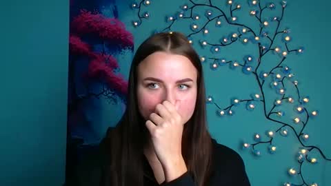 Milly online show from October 2025 11:22:02 AM