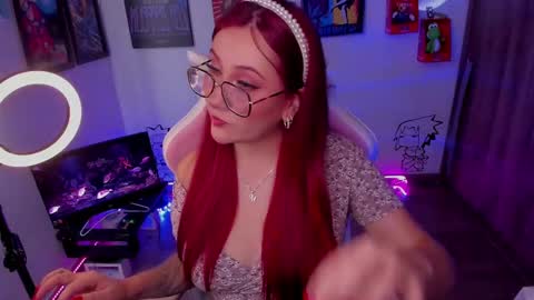 Snapshot of milly_yako chatting on February 2025 08:42:01 PM Monkey D Maddie online show from February 2025 08:42:01 PM