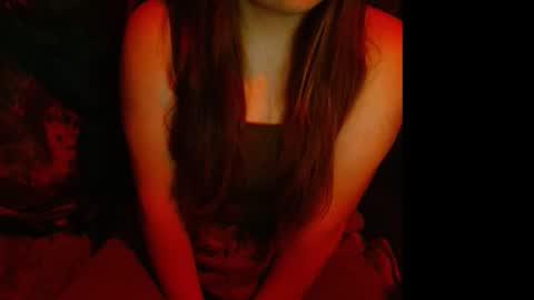 Snapshot of milolovesp chatting on December 2025 02:27:01 AM milo loves you online show from December 2025 02:27:01 AM