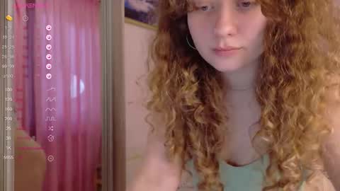 milounee online show from February 2026 01:54:01 PM