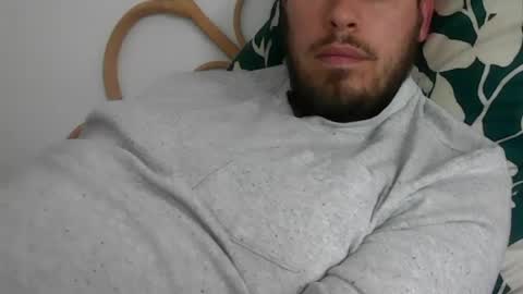 milowww1601 online show from April 2026 04:03:01 PM