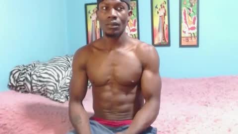 Miltonn online show from November 2025 09:53:01 PM