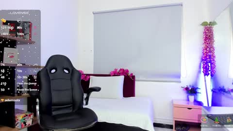  Milu Belucci  online show from December 2024 03:05:02 PM