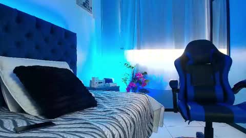  Milu Belucci  online show from February 2026 01:51:01 PM