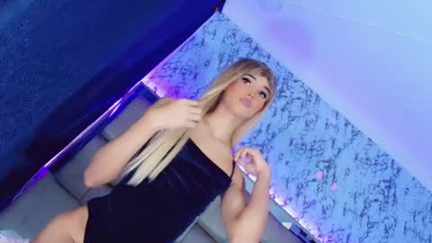milusweedx online show from October 2025 01:45:02 PM