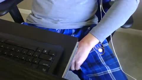 milwaukeebadger24 online show from January 2025 06:34:02 PM