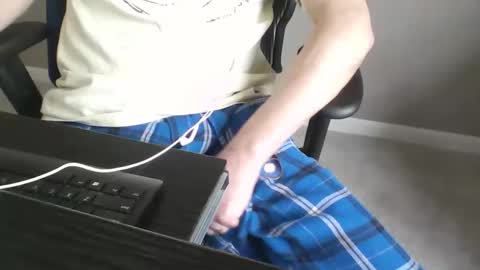 milwaukeebadger24 online show from April 2026 03:21:02 PM