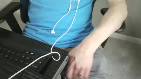 milwaukeebadger24 online show from April 2026 08:34:02 PM