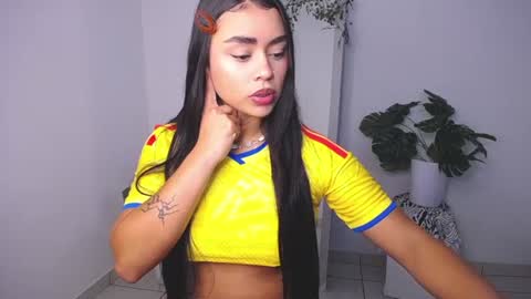 Snapshot of mily_ortiz chatting on July 2026 03:16:02 PM Mily Ortiz online show from July 2026 03:16:02 PM