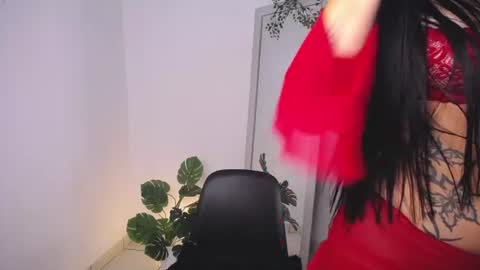 Snapshot of mily_ortiz chatting on July 2026 01:58:02 PM Mily Ortiz online show from July 2026 01:58:02 PM
