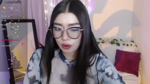 Mily online show from April 2026 10:18:01 PM