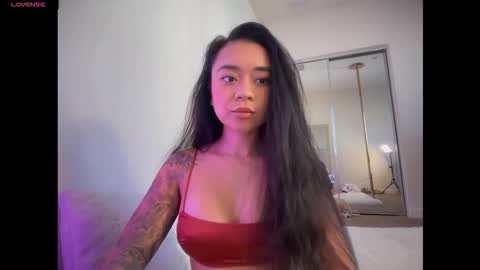 Snapshot of mimibabyxxx chatting on November 2025 06:09:02 PM Mimi Baby online show from November 2025 06:09:02 PM