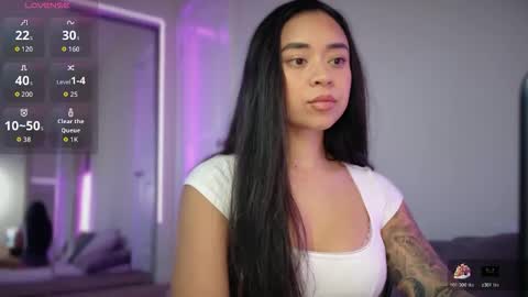 Snapshot of mimibabyxxx chatting on December 2025 12:27:01 AM Mimi Baby online show from December 2025 12:27:01 AM