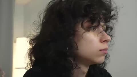 Snapshot of mimilicks chatting on November 2025 06:23:01 AM IRIS online show from November 2025 06:23:01 AM