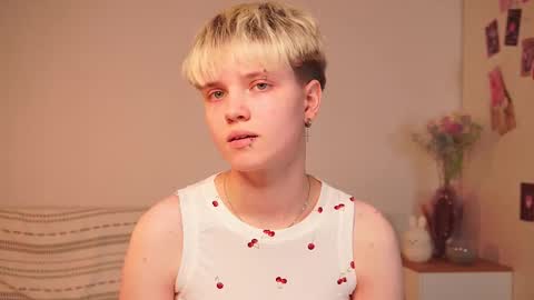 Sonya online show from November 2025 02:17:01 PM