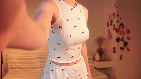 Sonya online show from November 2025 02:06:01 PM