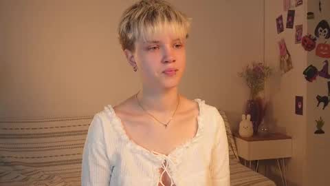 Sonya online show from November 2025 02:05:01 PM