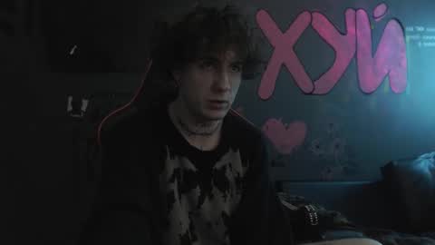 Max online show from October 2025 04:24:01 AM