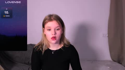 hi Im Mina  online show from December 2024 02:01:02 AM