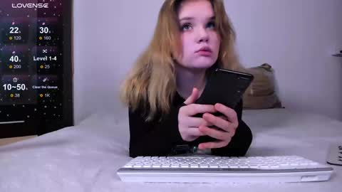 hi Im Mina  online show from January 2025 09:44:02 PM