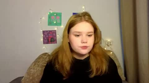 Snapshot of mina27372 chatting on March 2026 06:41:02 AM hi Im Mina online show from March 2026 06:41:02 AM