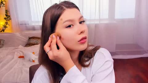 Mindi online show from October 2025 07:18:02 AM