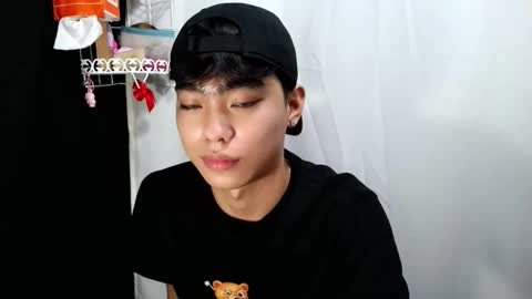 mingkla_man online show from February 2026 06:39:02 AM