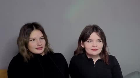 KarinaLeila online show from September 2025 06:57:02 AM