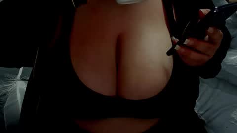 minka0 online show from March 2026 09:08:02 PM