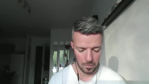 Snapshot of minka28 chatting on April 2026 05:31:02 PM minka28 online show from April 2026 05:31:02 PM