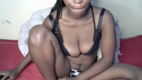 Snapshot of minlavine chatting on September 2025 08:59:02 AM minlavine online show from September 2025 08:59:02 AM