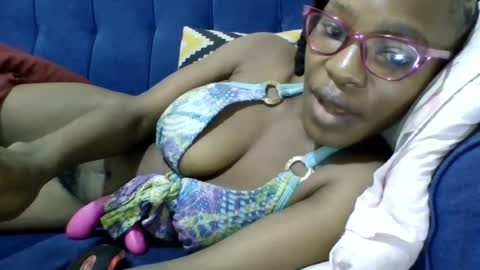 minlavine online show from July 2026 09:04:01 AM