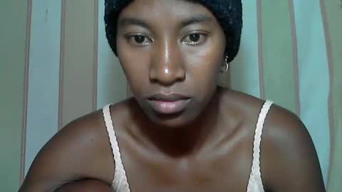 minouch211907 online show from January 2025 03:38:01 AM