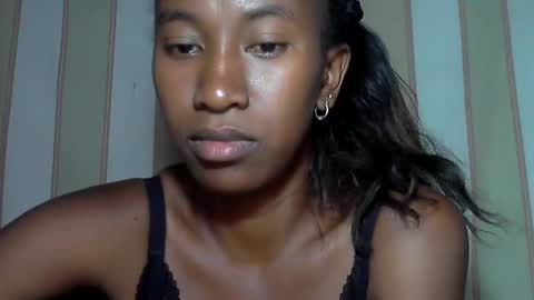 minouch211907 online show from February 2025 06:34:02 PM