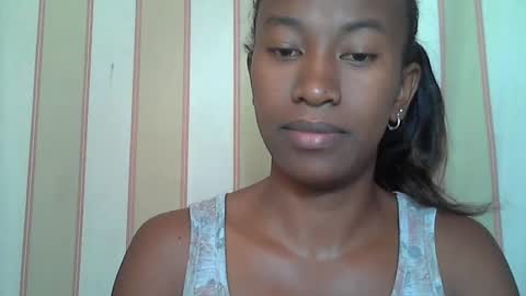 minouch211907 online show from February 2025 04:52:02 AM