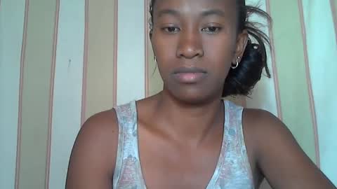minouch211907 online show from February 2025 02:16:01 PM