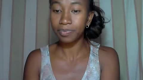 minouch211907 online show from February 2025 06:24:01 PM