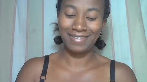 minouch211907 online show from November 2025 06:52:02 PM